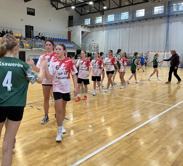 POWIATOWE IGRZYSKA MODZIEY SZKOLNEJ W PICE RCZNEJ 