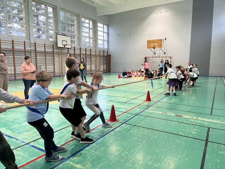 IV MIKOAJKOWY FESTYN INTEGRACYJNO – SPORTOWY „RAZEM NA START”