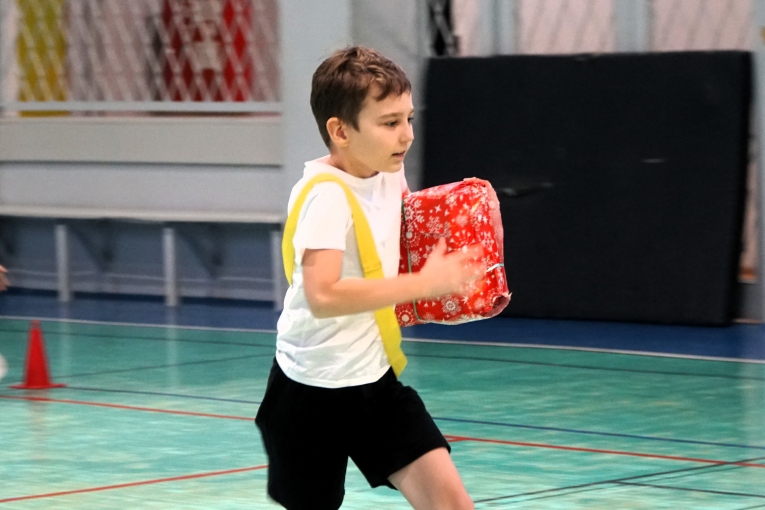 IV MIKOAJKOWY FESTYN INTEGRACYJNO – SPORTOWY „RAZEM NA START”