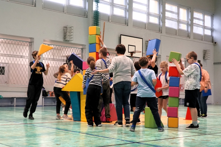 IV MIKOAJKOWY FESTYN INTEGRACYJNO – SPORTOWY „RAZEM NA START”