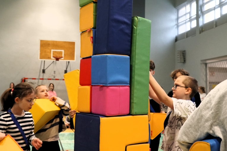 IV MIKOAJKOWY FESTYN INTEGRACYJNO – SPORTOWY „RAZEM NA START”