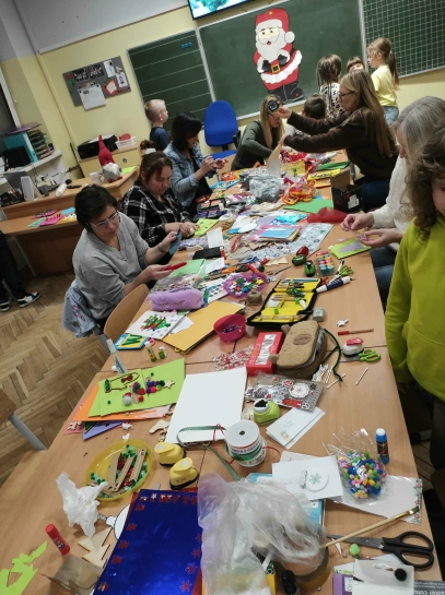 �WI�TECZNE WARSZTATY W KLASACH 2A I 2B