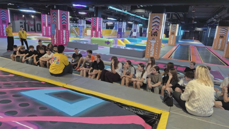 HOPA LUPA - MIKO�AJKOWA WYCIECZKA KLASY 7D&nbsp;