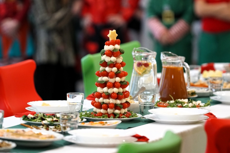 MIEJSKO - POWIATOWA WIGILIA O�WIATOWA 