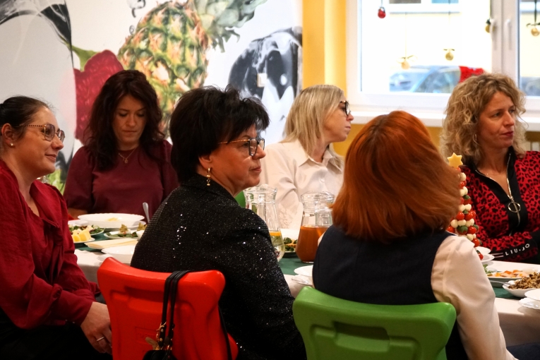 MIEJSKO - POWIATOWA WIGILIA O�WIATOWA 