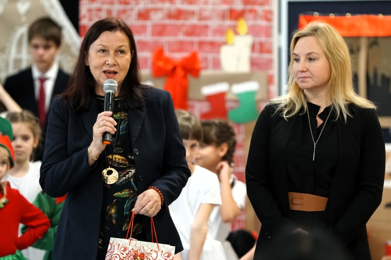 MIEJSKO - POWIATOWA WIGILIA O�WIATOWA 