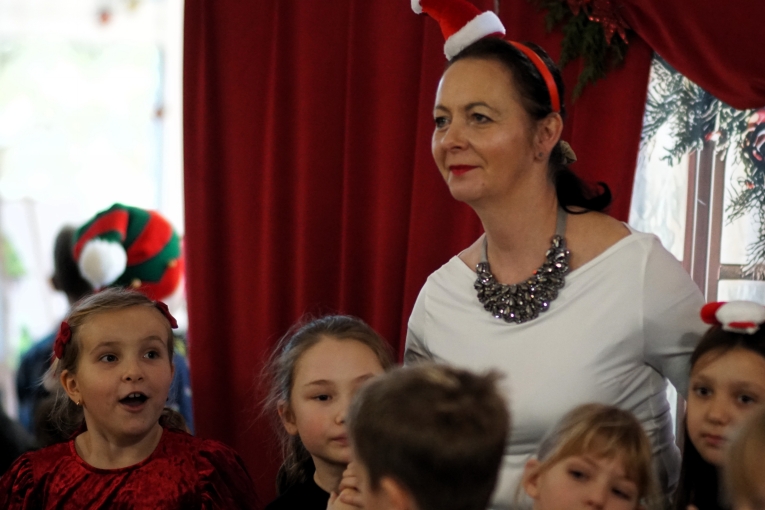 SZKOLNE KOL�DOWANIE