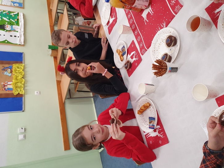 WIGILIJNE SPOTKANIE W KLASIE 5A