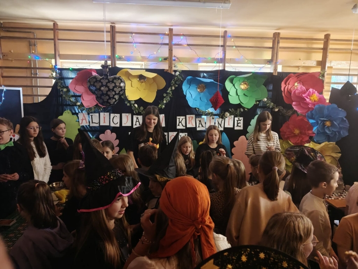 ANDRZEJKI W KRAINIE CZAR�W&nbsp;