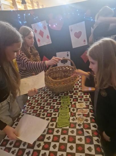 ANDRZEJKI W KRAINIE CZAR�W&nbsp;