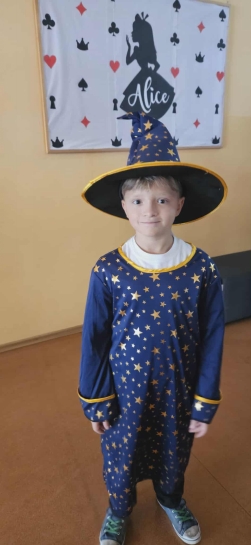 ANDRZEJKOWE CZARY W �WIETLICY – CZʦ� 2