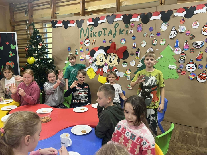 MIKO�AJKOWA ZABAWA W NASZEJ �WIETLICY!