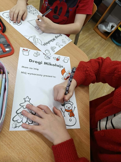 POZNAJEMY ZWYCZAJE �WI�TECZNE I NOWOROCZNE W �WIETLICY&nbsp;