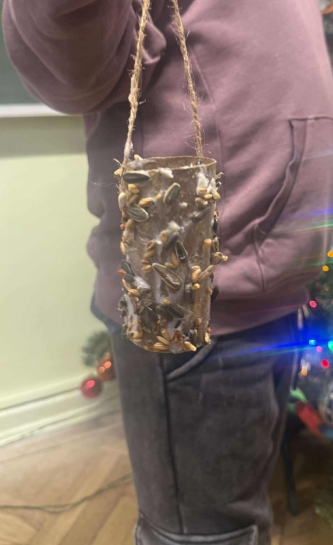 POMAGAMY ZWIERZ�TOM PRZETRWA� ZIM�