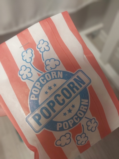 DZIE� POPCORNU