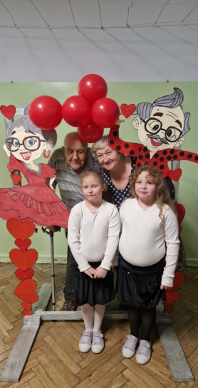 DZIE� BABCI I DZIADKA W KLASIE 1D