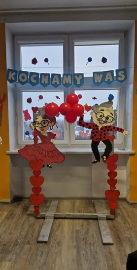 DZIE� BABCI I DZIADKA W KLASIE 1D