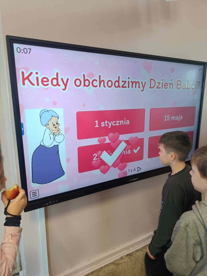 DZIE� BABCI I DZIADKA