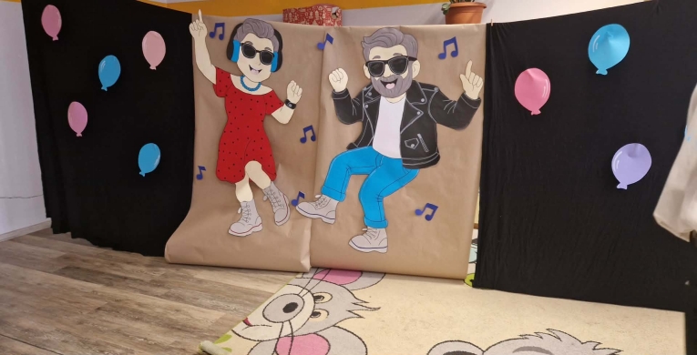 PRZEDSTAWIENIE Z OKAZJI DNIA BABCI I DZIADKA&nbsp;