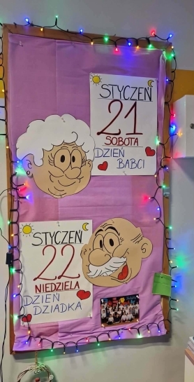 PRZEDSTAWIENIE Z OKAZJI DNIA BABCI I DZIADKA&nbsp;