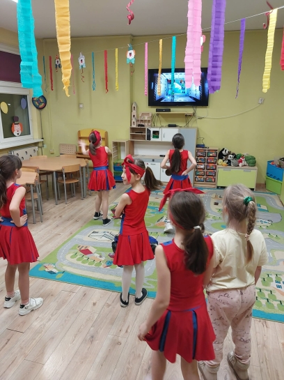 DNI OTWARTE - KARNAWA� RADO�CI&nbsp;