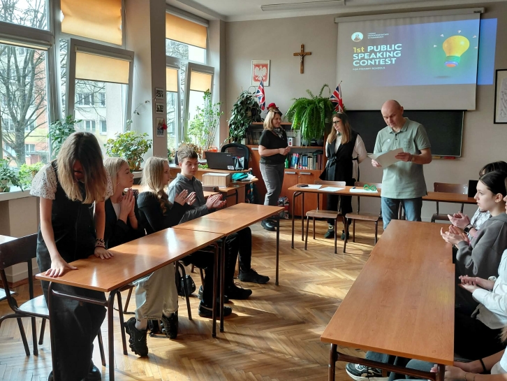 KONKURS KRASOM�WCZY