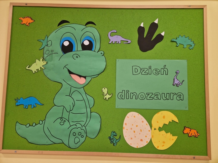 KALENDARZ �WI�T NIETYPOWYCH - LUTY