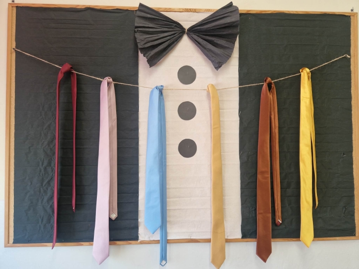 DZIE� MʯCZYZN I KOLOROWY TYDZIE�