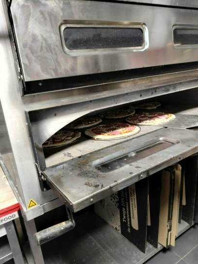 WYJ�CIE NA WARSZTATY KULINARNE Z ROBIENIA PIZZY