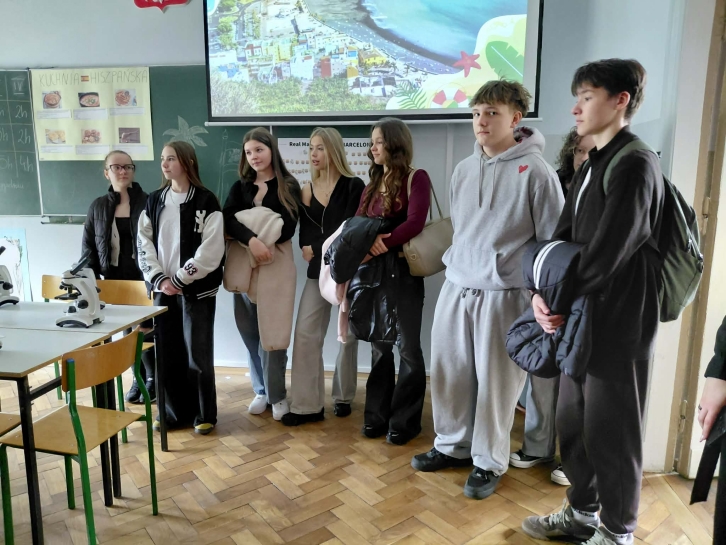 WIZYTA W PABIANICKICH SZKO�ACH