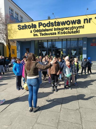 WIELKANOCNY ZAJ�CZEK