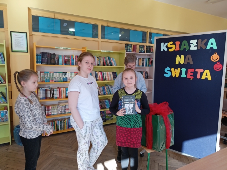 "KSI��KA NA �WI�TA"