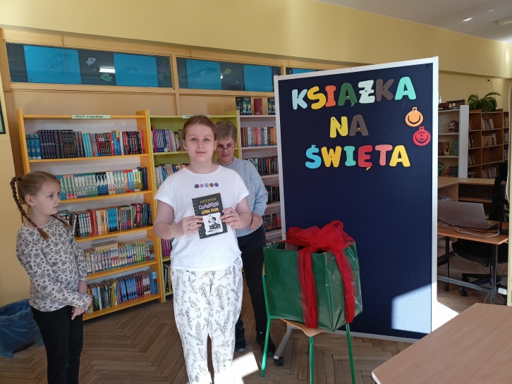 "KSI��KA NA �WI�TA"