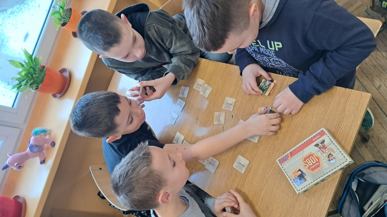 PROJEKT EDUKACYJNY „UCZ� SI� UCZY�”&nbsp;