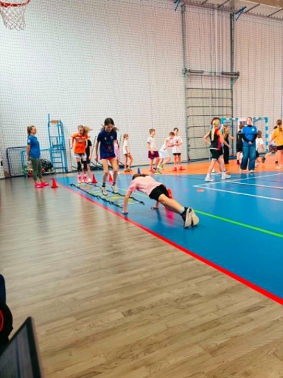 NIEZWYK�E WYDARZENIE SPORTOWE 