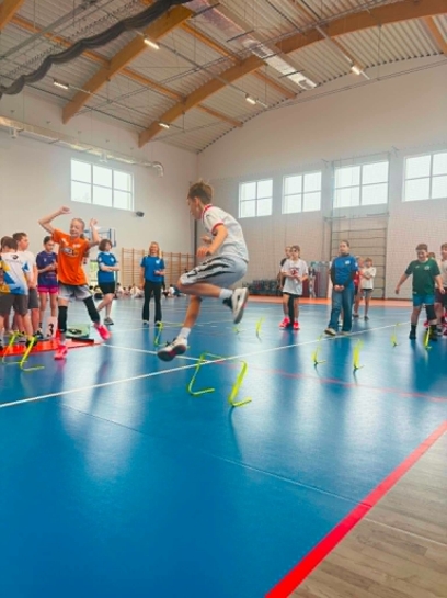 NIEZWYK�E WYDARZENIE SPORTOWE 