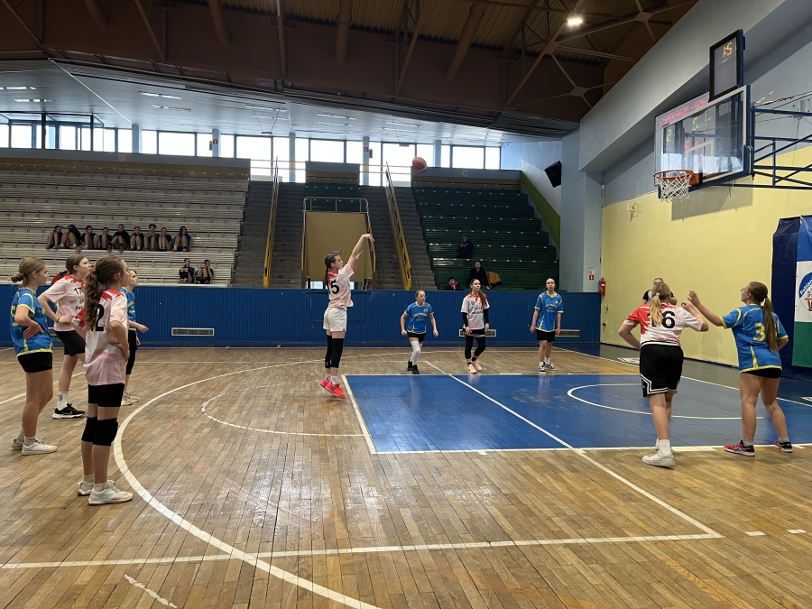 ZNOWU Z�OTO W KOSZYK�WCE!!