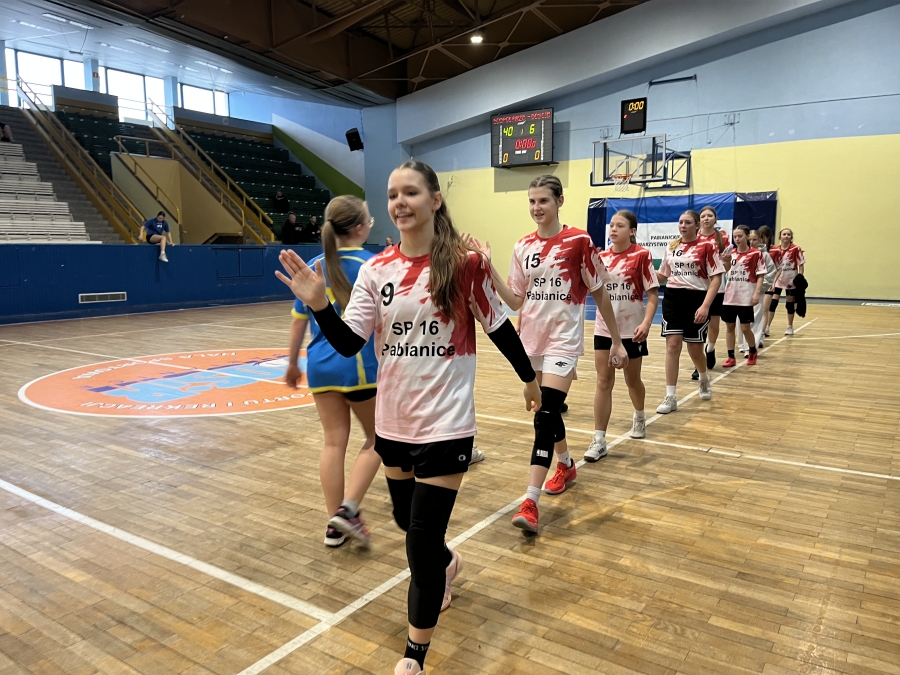 ZNOWU Z�OTO W KOSZYK�WCE!!