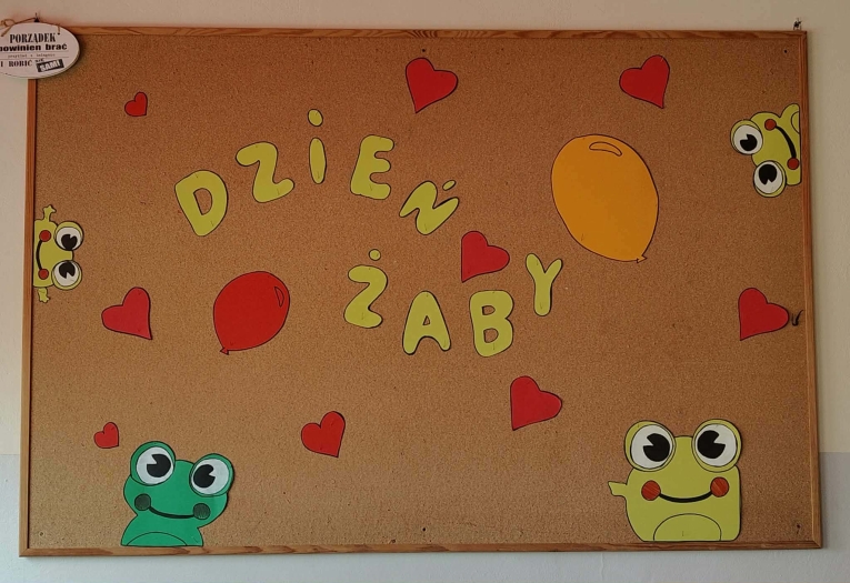 KALENDARZ �WI�T NIETYPOWYCH - MARZEC