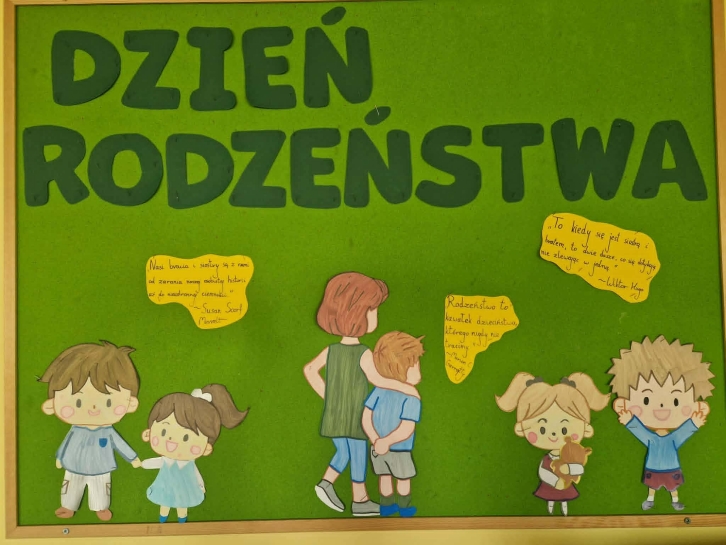 KALENDARZ �WI�T NIETYPOWYCH - KWIECIE�!