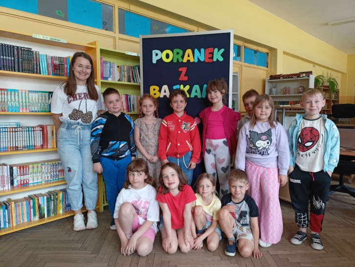 PORANEK Z BAJKAMI