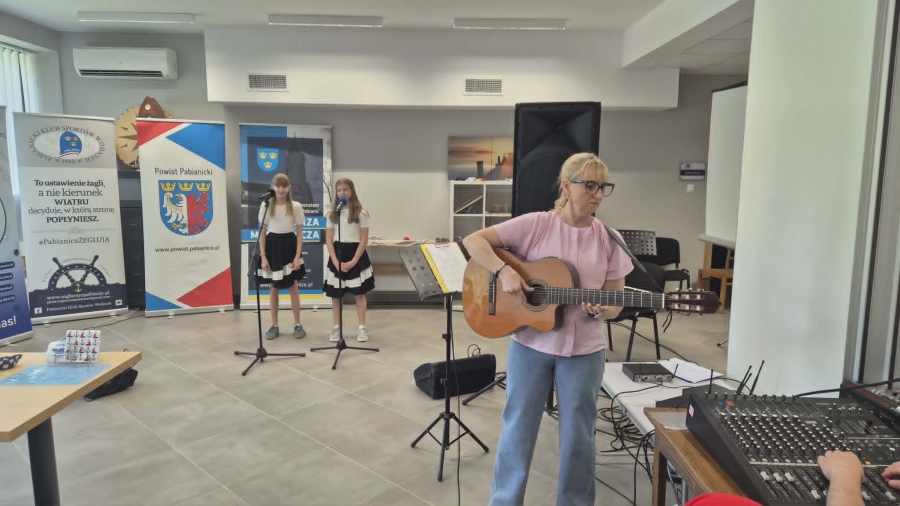 IX PRZEGL�D PIOSENKI TURYSTYCZNEJ I �EGLARSKIEJ