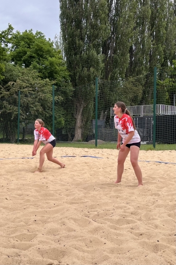 ZAWODY W IGRZYSKA M�ODZIE�Y SZKOLNEJ W SIATK�WCE PLA�OWEJ