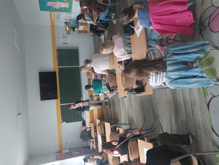 „WARTO CZYTA� Z DZIECKIEM”