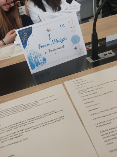 I FORUM M�ODYCH