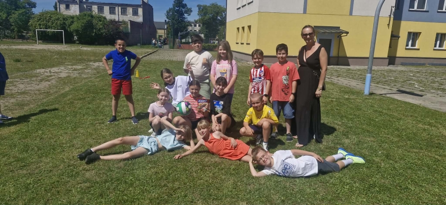 OLIMPIADA KLAS M�ODSZYCH