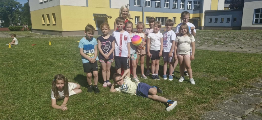 OLIMPIADA KLAS M�ODSZYCH