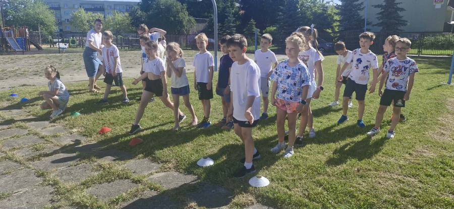 OLIMPIADA KLAS M�ODSZYCH