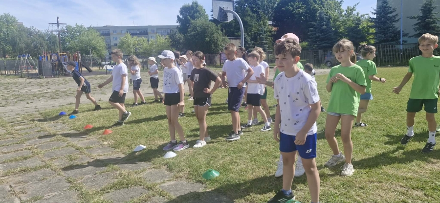 OLIMPIADA KLAS M�ODSZYCH