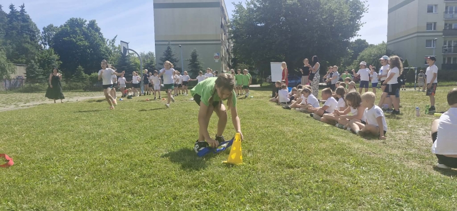 OLIMPIADA KLAS M�ODSZYCH